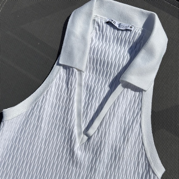 🌺 Zara White Textured Racerback Tank 🌺 - Picture 3 of 5